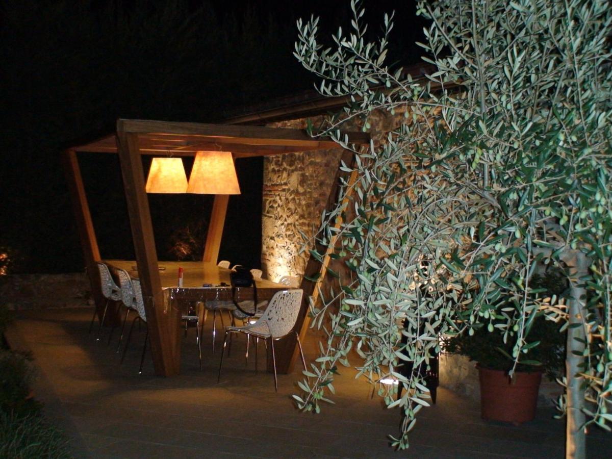 Appartamento In Villa Con Piscina - Mhateria Relais Rignano sullʼArno المظهر الخارجي الصورة