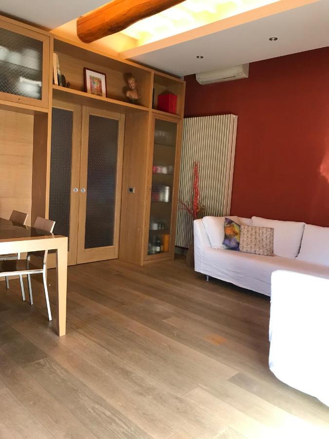 Appartamento In Villa Con Piscina - Mhateria Relais Rignano sullʼArno المظهر الخارجي الصورة