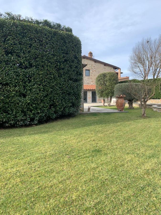 Appartamento In Villa Con Piscina - Mhateria Relais Rignano sullʼArno المظهر الخارجي الصورة