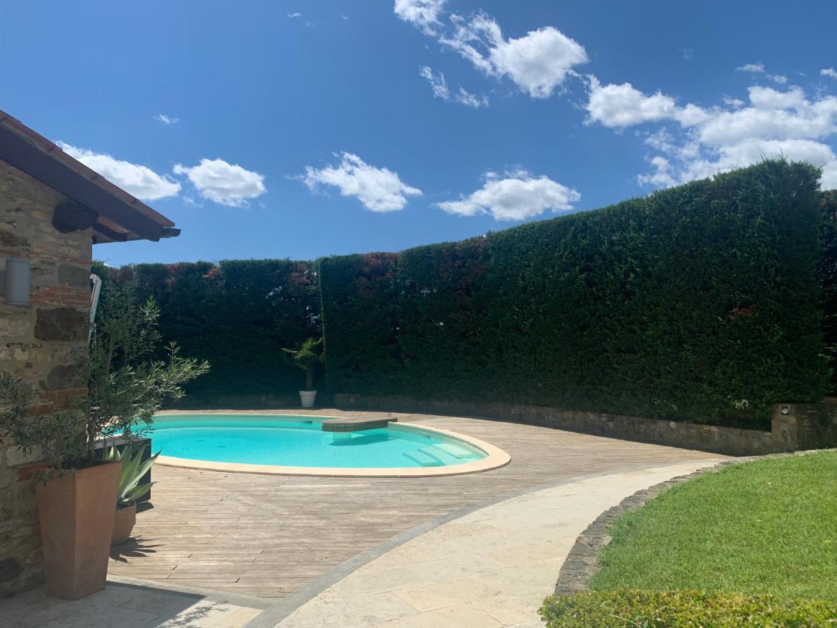Appartamento In Villa Con Piscina - Mhateria Relais Rignano sullʼArno المظهر الخارجي الصورة